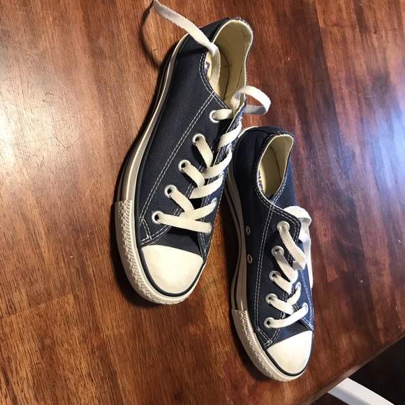 Converse all star shoes - Picture 2 of 3